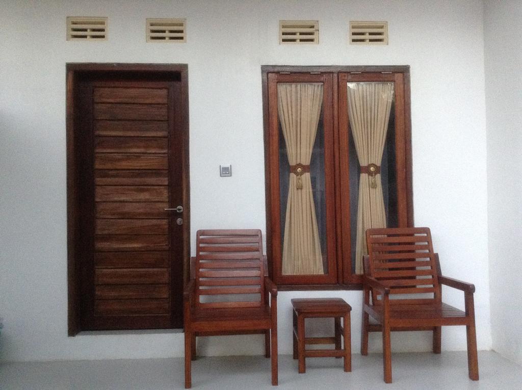 Rasti Homestay Kuta  Екстер'єр фото