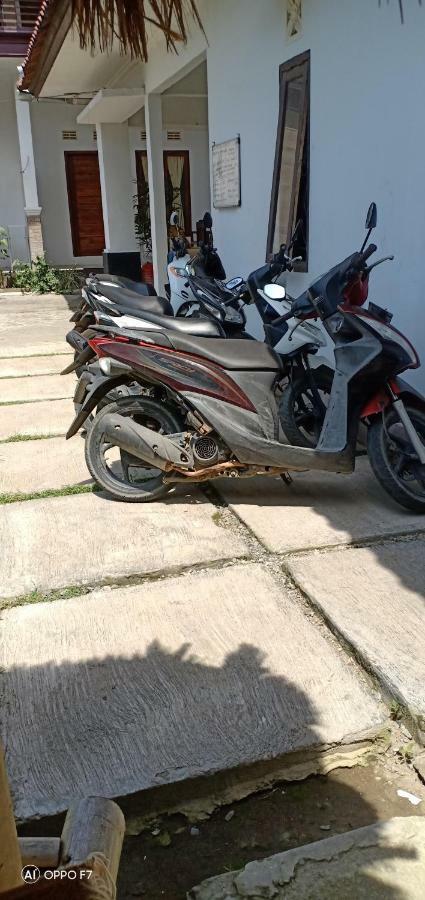Rasti Homestay Kuta  Екстер'єр фото